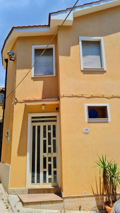 Casa Vacanze La Melagrana موديكا المظهر الخارجي الصورة